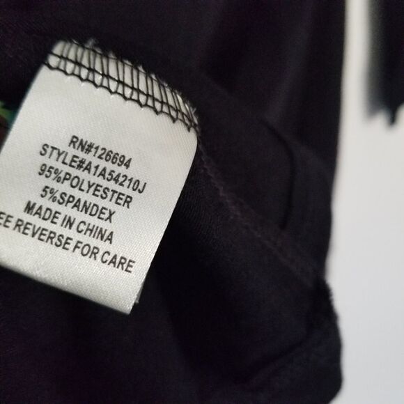 Spoiled 2 piece tank/crop top black/white size L - Picture 9 of 10